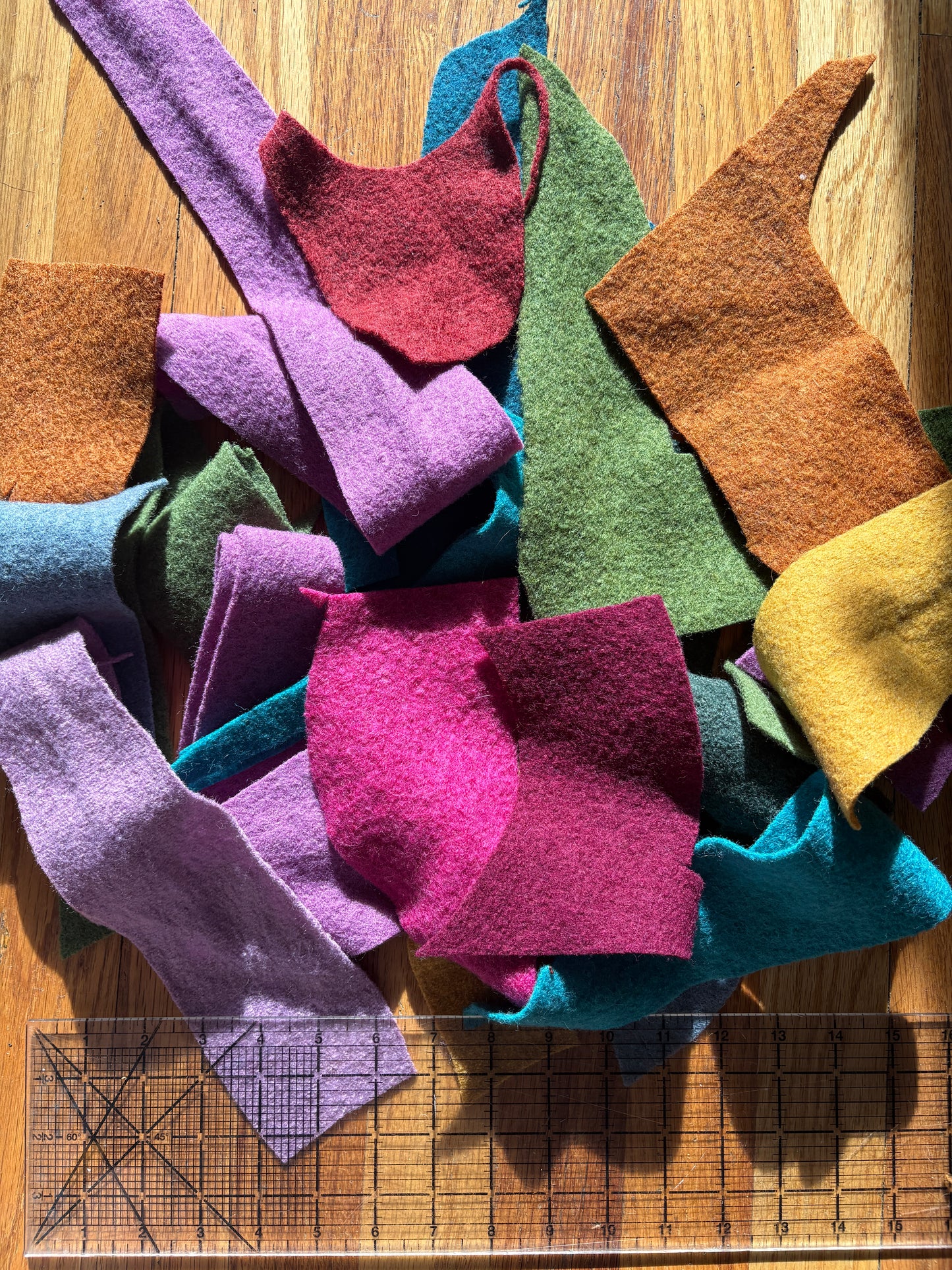mini wool craft pieces