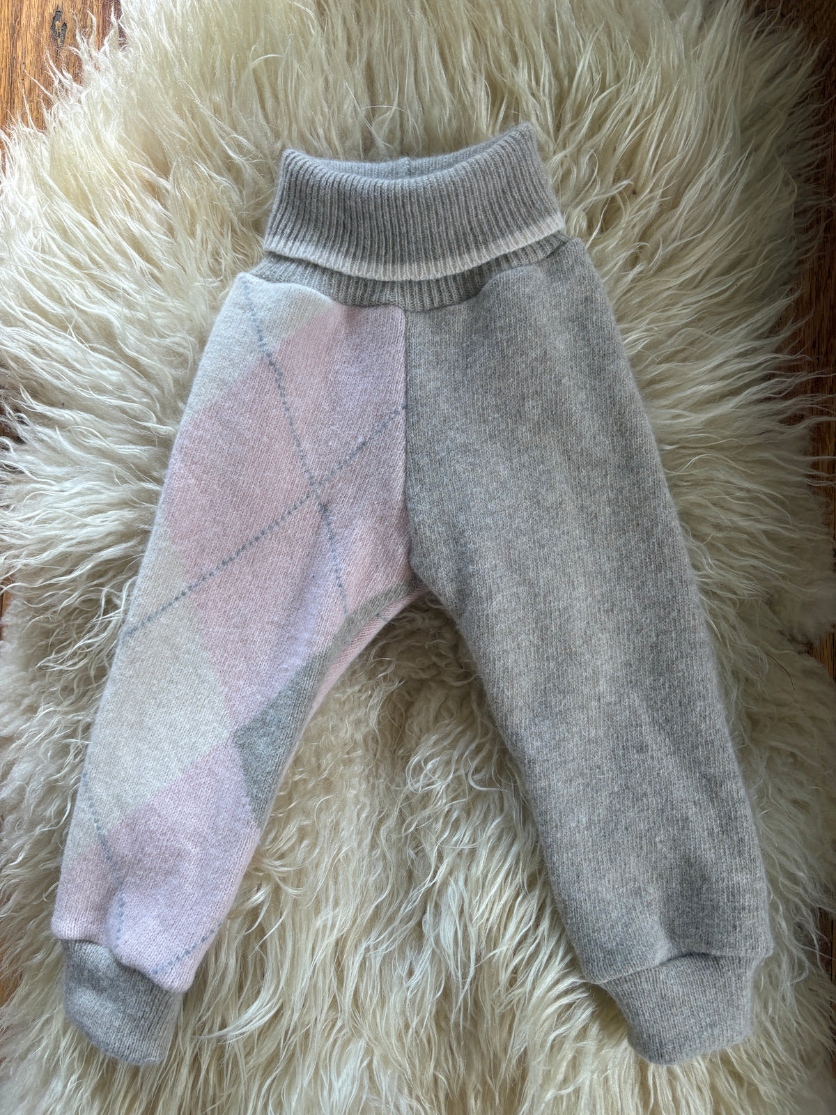 Second Story SWANTS -pink/beige- 12-18m
