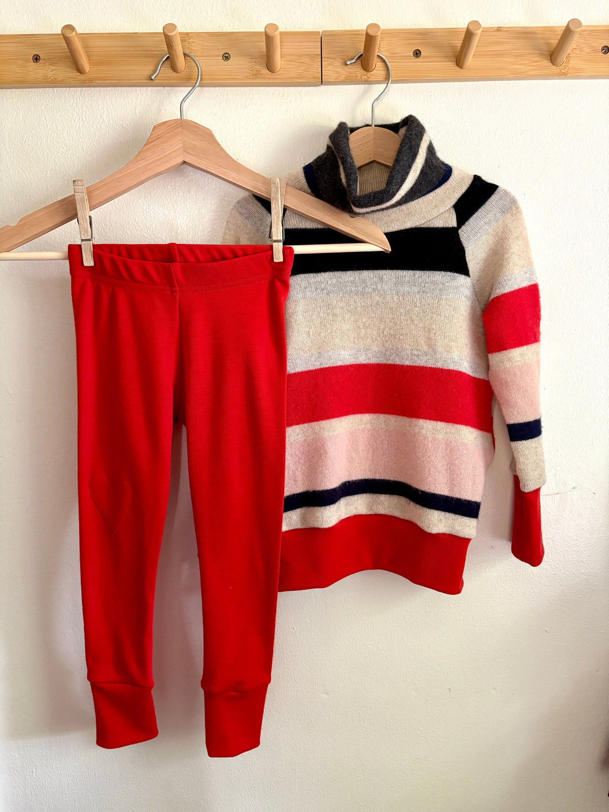 Second Story 2-4y cashmere cowl/merino legging